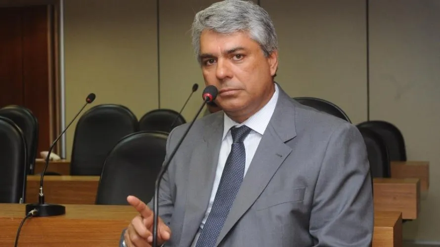 “Bezerrona apartada dá muito trabalho”, disse parlamentar em grupo de whatsapp