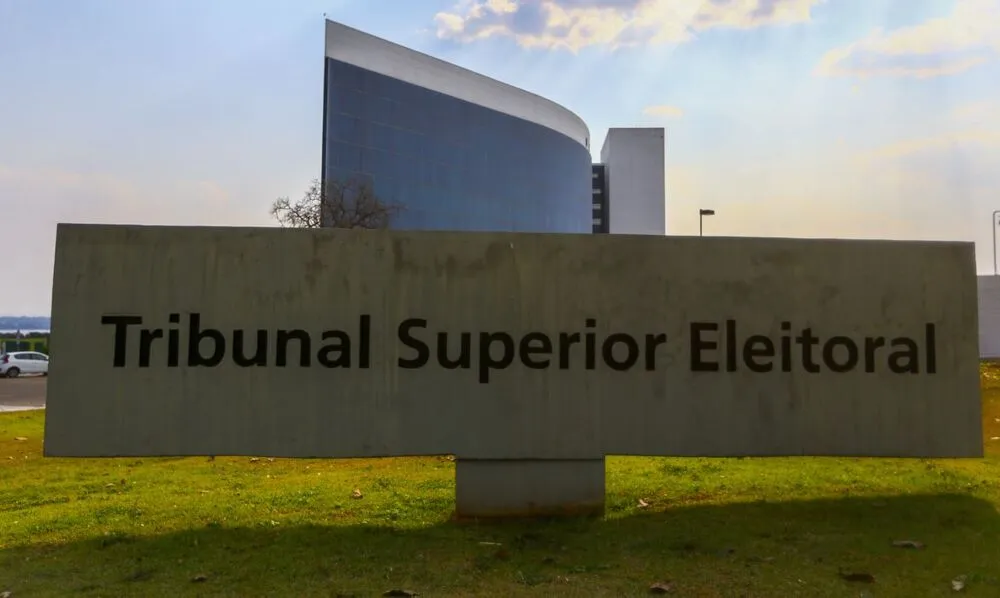 No site do TSE é possível pesquisar locais habilitados para o voto em trânsito