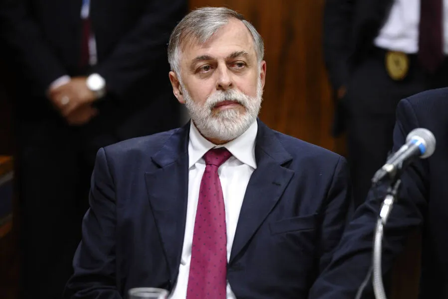 O ex-diretor da Petrobras Paulo Roberto Costa, durante depoimento no Senado, em 2014