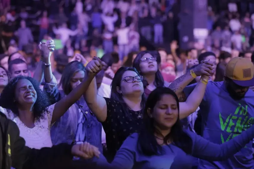 “Isso os incentivou a lançar candidatos próprios”, disse professor de sociologia, sobre aumento de evangélicos na política após as promessas feitas a eles não serem cumpridas