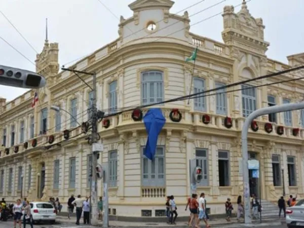 Imagem ilustrativa da imagem Feira de Santana: servidor acusado de assédio é afastado da Prefeitura