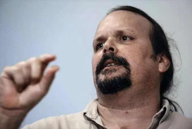 Formado em Direito, Camilo era diretor do Centro de Estudos Che Guevara