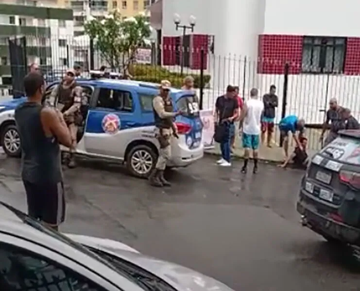 Com uma faca, suspeito abordou o profissional, roubou R$ 87 e tentou fugir