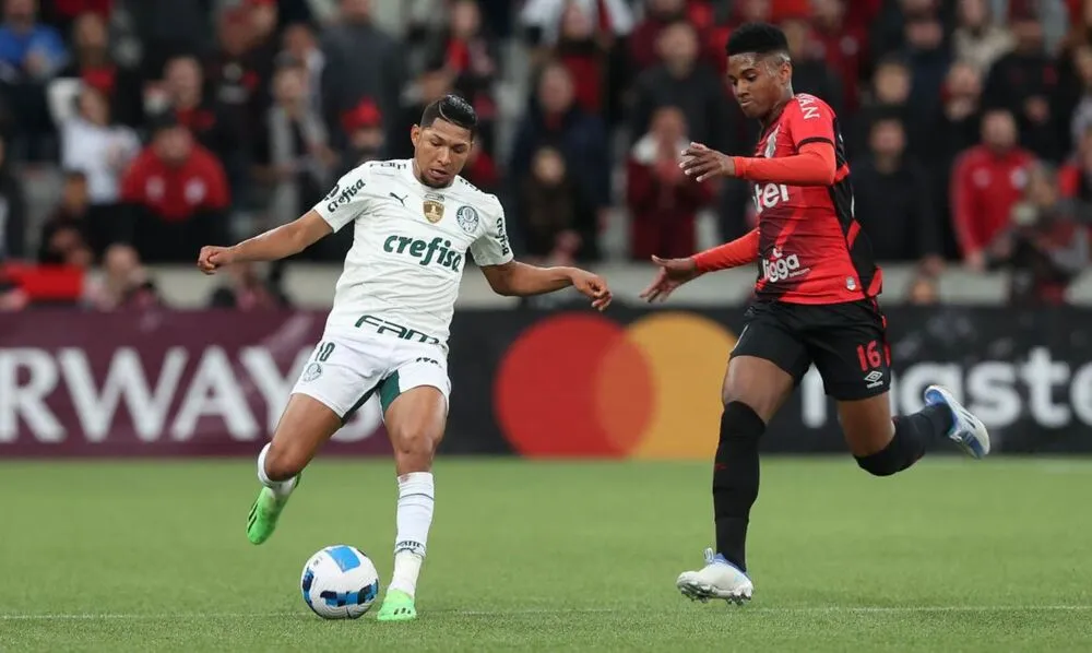No primeiro encontro o Athletico venceu por 1 a 0