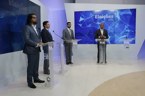 Mais uma vez, ACM Neto foi o único ausente entre  os principais candidatos ao governo do estado.