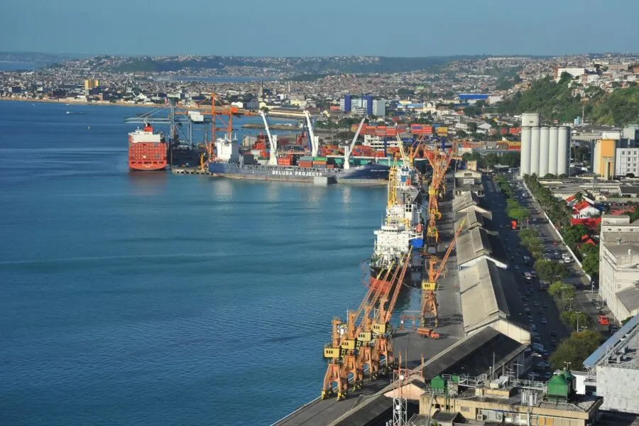 Traficantes usavam contêiners no Porto de Salvador