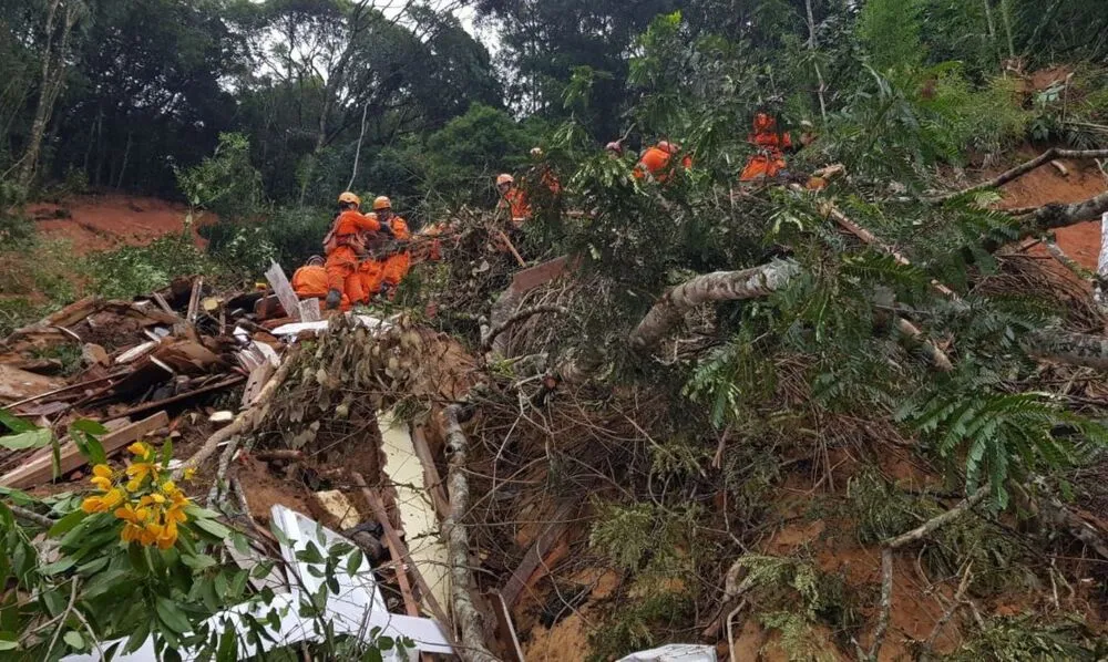 Petrópolis foi uma das cidades brasileiras afetadas pela chuva este ano. 230 pessoas morreram