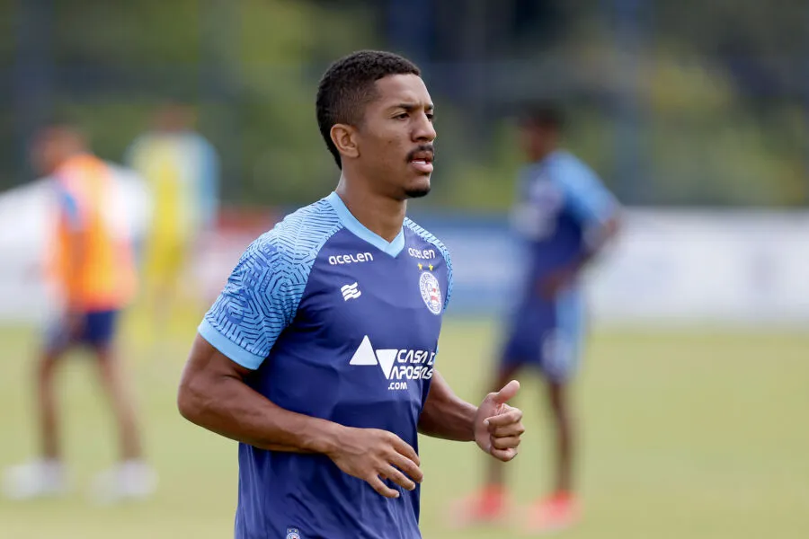 Davó é o líder de jogos pelo Bahia na Série B, com 30, 19 como titular
