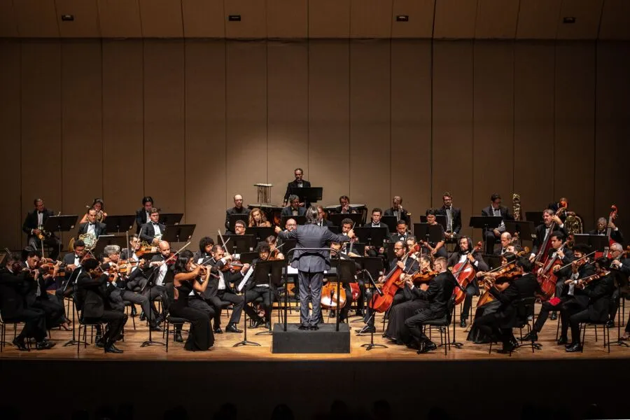 Programa tem Liszt, Bartók e o baiano Paulo Costa Lima estreando a peça 'Zaratempo: Descer para Ver'