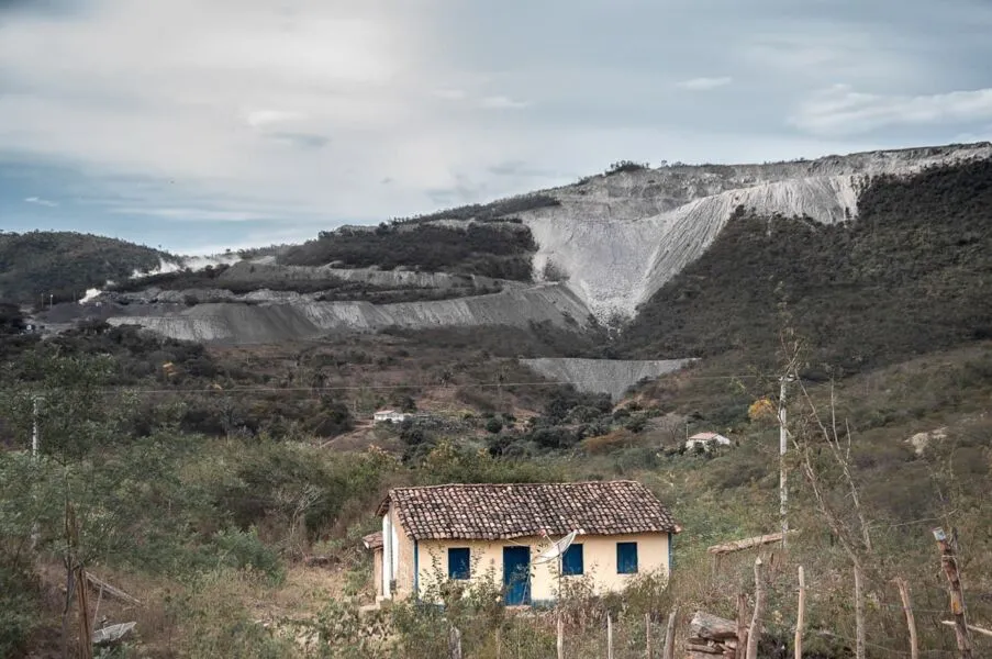 Imagem ilustrativa da imagem DPU pede suspensão de atividades de mineradora em área quilombola