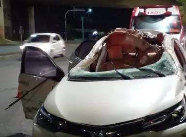 O acidente aconteceu perto do Viaduto Canô Veloso, sentido Aeroporto