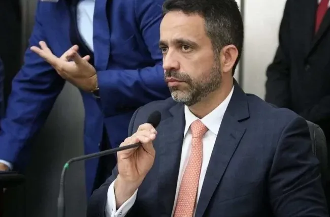 O político está sendo investigado por um desvio de R$ 54 milhões na Assembleia Legislativa do estado