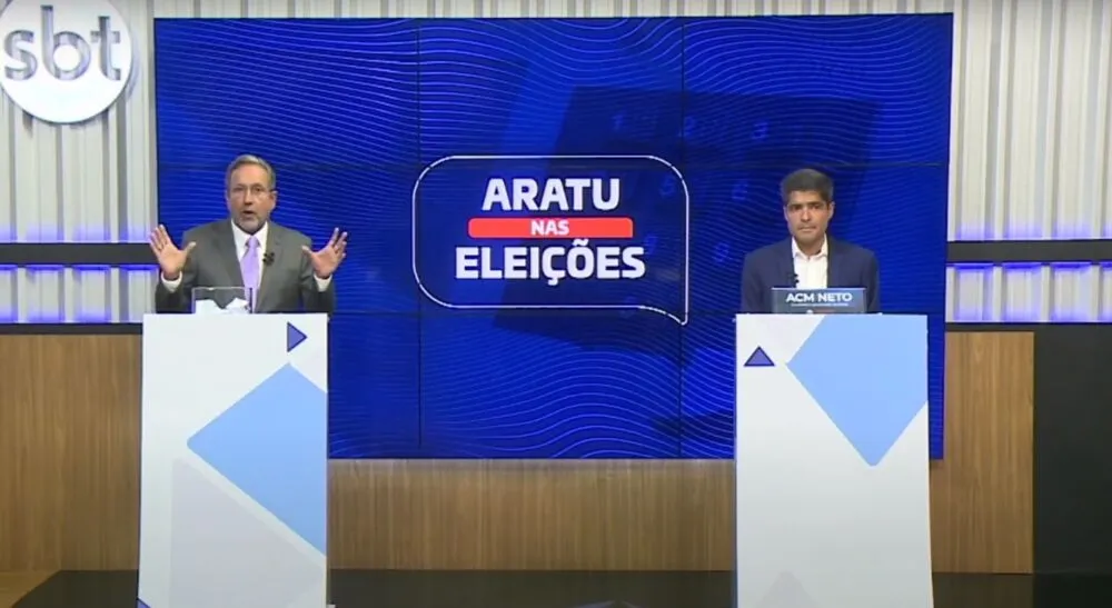 Debate em que ACM Neto foi o único candidato participante foi apresentado por Casemiro Neto [à esquerda da imagem]