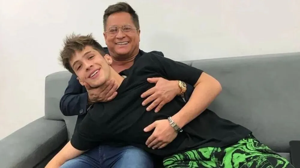 O cantor Leonardo com o filho João Guilherme