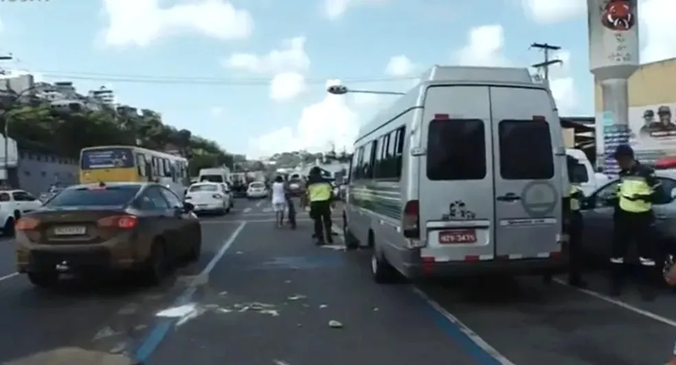 Vítimas foram socorridos por equipes do Samu; estado de saúde não foi divulgado