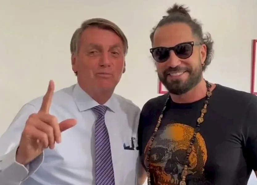 Presidente Bolsonaro também compartilhou publicação com informação falsa e a decisão também o abrange