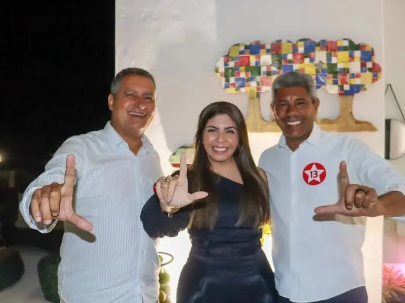 Mariana participou de jantar ao lado do governador Rui Costa (PT) e do candidato Jerônimo Rodrigues (PT), no último sábado, 22