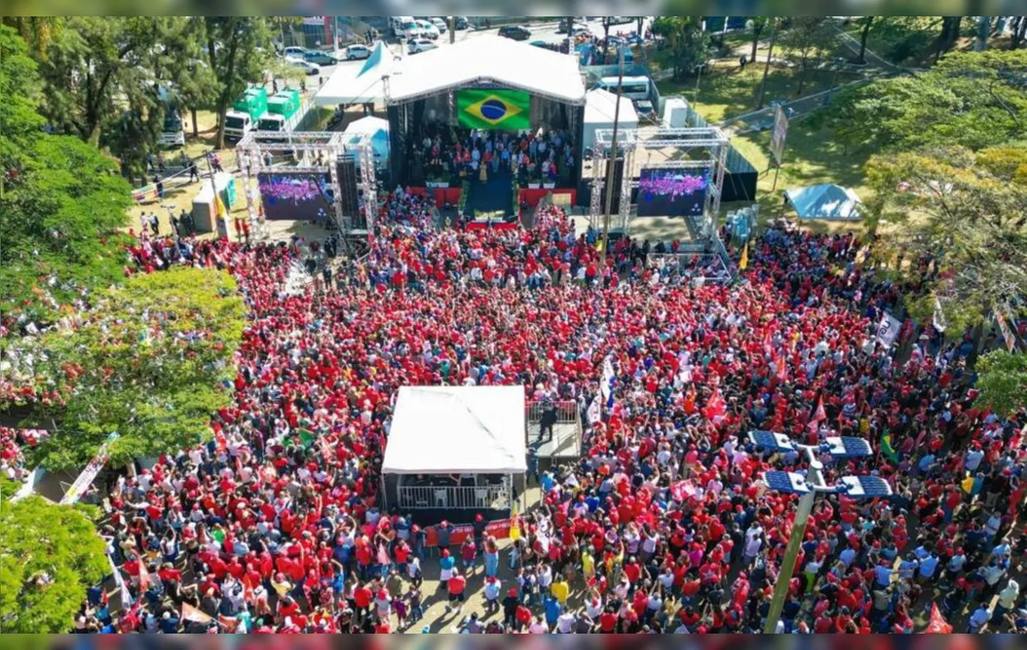 Lula participou neste sábado, 9, de ato político em Diadema, em São Paulo