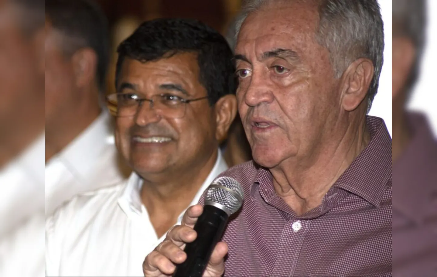 Otto Alencar ao lado do presidente estadual do PCdoB, Davidson Magalhães