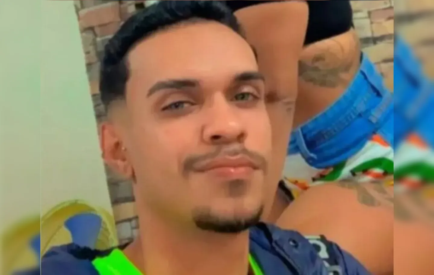 Luiz Henrique de Lima Cardoso foi esfaqueado e morreu durante a 16ª edição da Parada do Orgulho LGBTQIA+ de Niterói