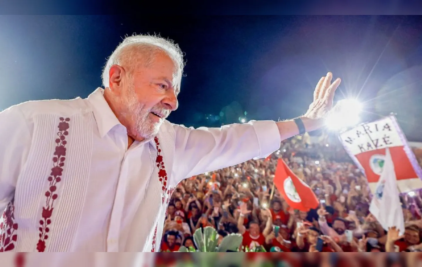 Equipe da PF que protege Lula cita opositores radicalizados e pede apoio