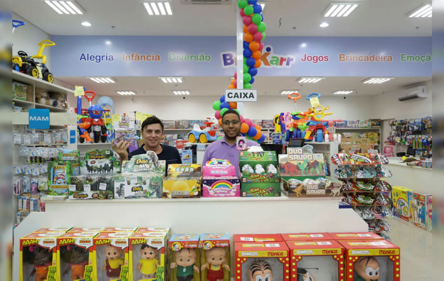 Lucas e Augusto esperam um crescimento de até 40% nas vendas da loja de brinquedos Brinkarr