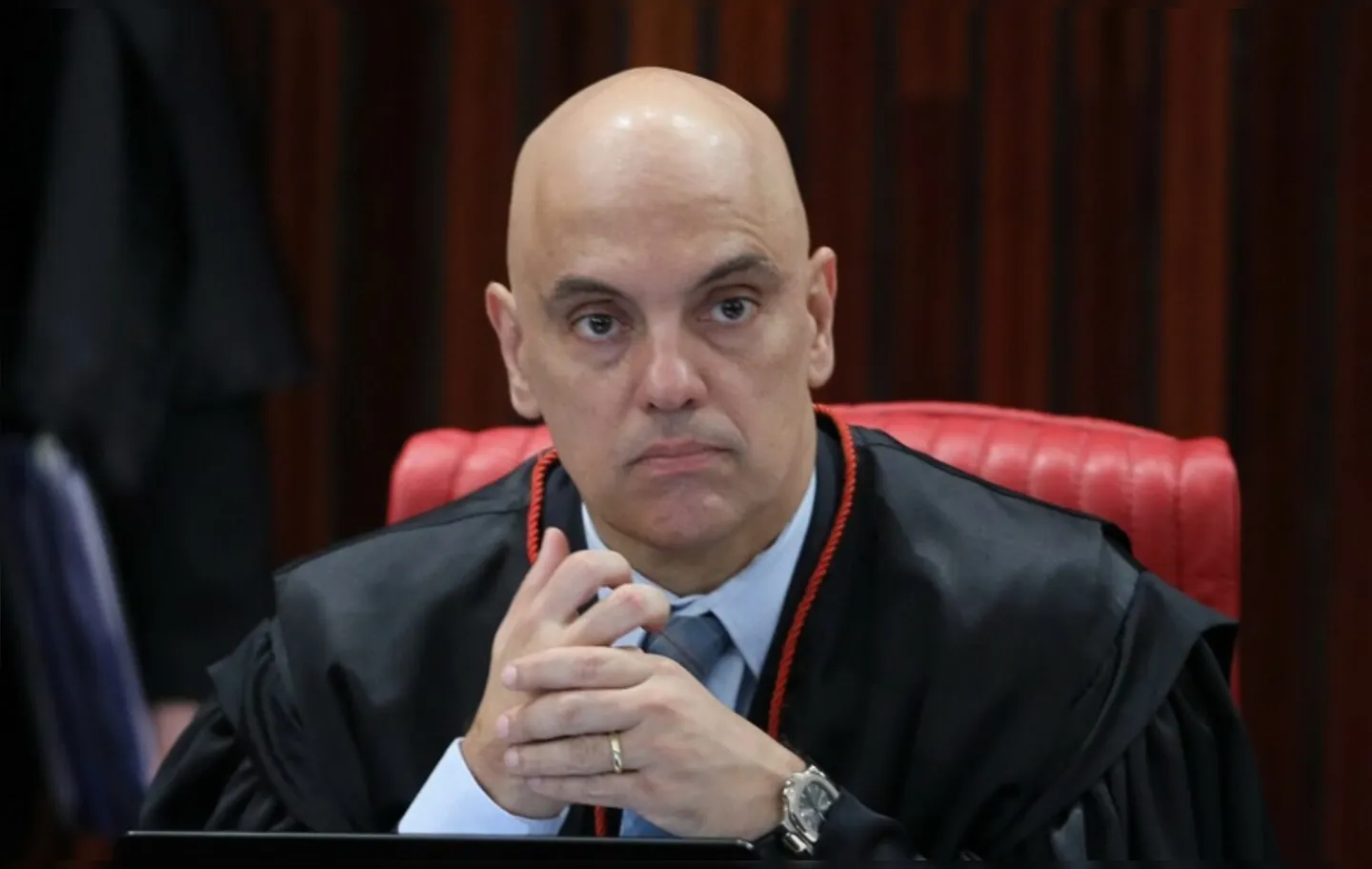 Presidente do TSE, Alexandre de Moraes tem feito pressão para receber o relatório que descarta fraude nas urnas eletrônicas