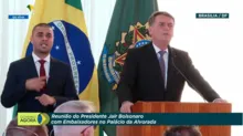Imagem ilustrativa da imagem Bolsonaro volta a atacar as urnas em encontro com embaixadores