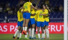 Imagem ilustrativa da imagem Brasil atropela Peru antes das semifinais da Copa América Feminina