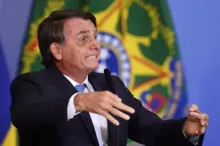 Imagem ilustrativa da imagem Bolsonaro e aliados ironizam carta pela democracia nas redes sociais
