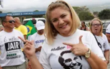 Imagem ilustrativa da imagem Ex-esposa de Bolsonaro declara propriedade de mansão que dizia alugar