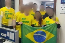 Imagem ilustrativa da imagem Empresa obriga funcionários a vestirem camisa em apoio a Bolsonaro