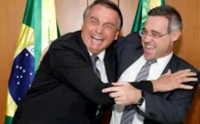 Imagem ilustrativa da imagem Em ato evangélico, Bolsonaro diz que colocou guerreiro no STF