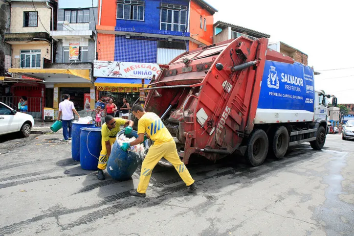 Taxa de lixo vem sendo utilizada pela Prefeitura de Salvador para a realização de toda a limpeza urbana