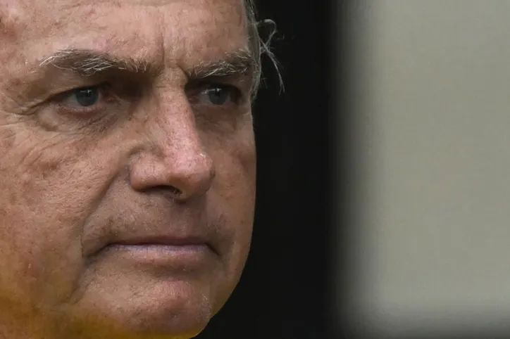 TSE mandou retirar a propaganda de Bolsonaro que chama Lula de ‘corrupto’ e ‘ladrão’