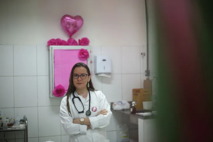 Dia do Médico, comemorado nesta terça-feira, 18, em todo o país, terá um viés de gênero em Salvador