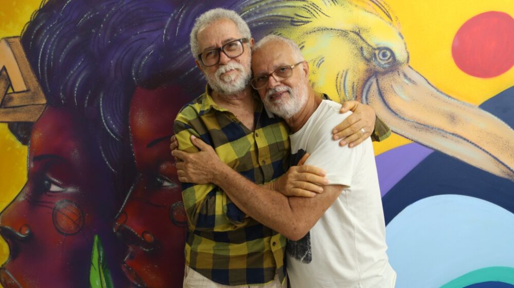 Amigos e parceiros, juntos apresentam, cada um ao seu modo, um universo cultural baiano