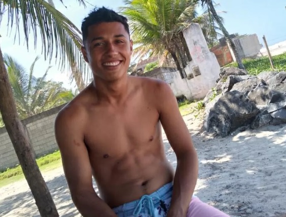 Elton Bruno de Souza tinha 21 anos e teve corpo carbonizado