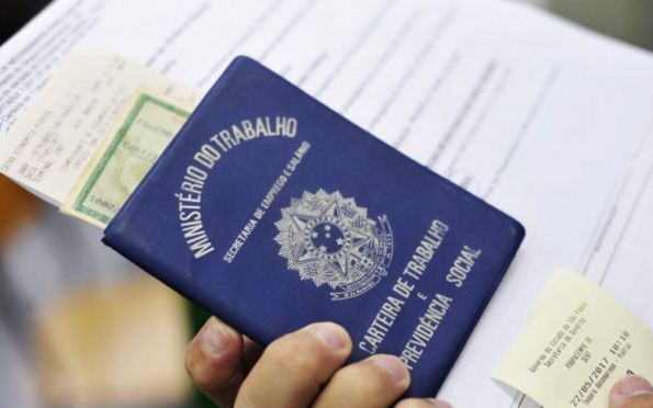 Companhias que descumprirem a norma poderão ser multadas em até 5 salários mínimos (R$ 6.060 nos valores de hoje)