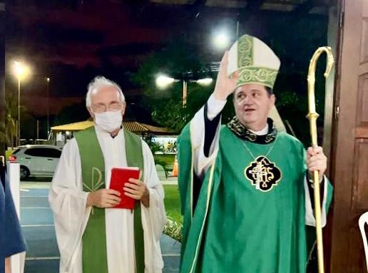Bispo Dom Dirceu celebrou uma Santa Missa e um batizado