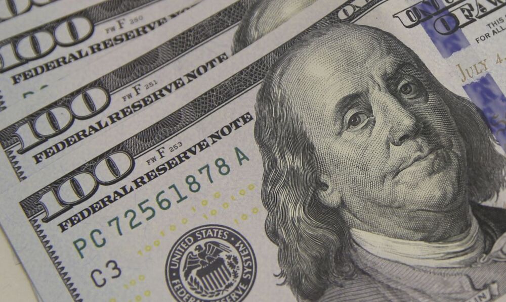 Bolsa de valores caiu mais de 2% e voltou a ficar abaixo dos 100 mil pontos