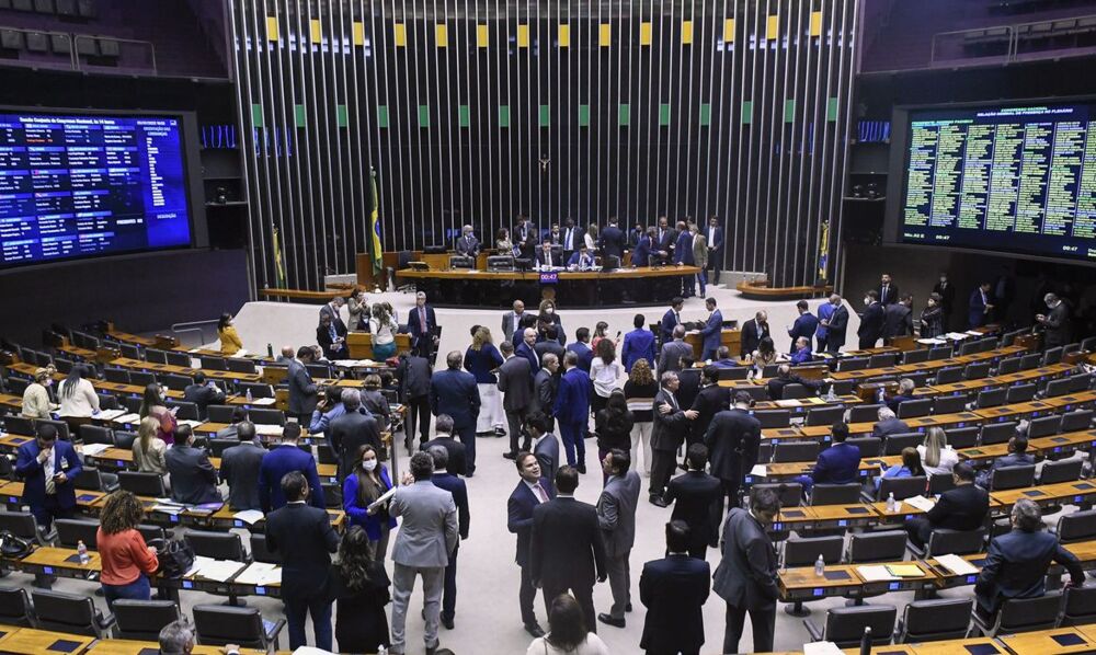 Emendas de relator podem chegar a até R$ 19 bilhões em 2023, de acordo com a nova lei orçamentária aprovada pelo Congresso