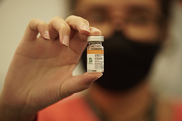 Aplicação deve ser realizada em duas doses com intervalo de 28 dias