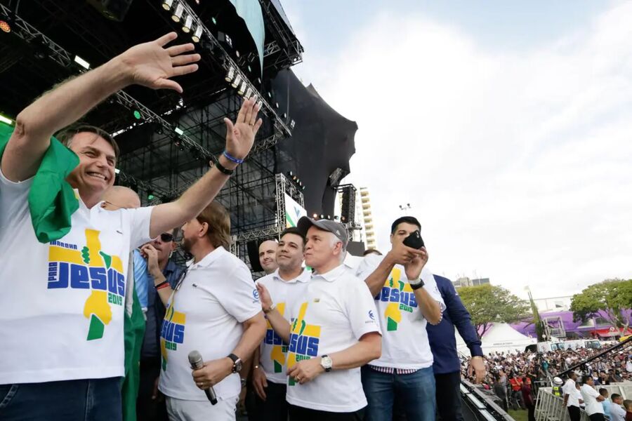 Bolsonaro também relembrou a facada sofrida durante campanha em 2018