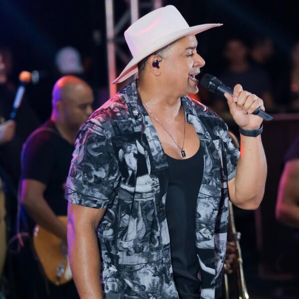 Projeto 'Good Vibes' terá oito canções inéditas