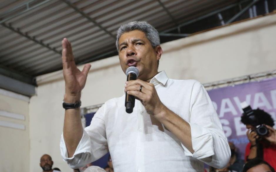 Jerônimo Rodrigues tem como objetivo participar de encontros com moradores e apoiadores dos 27 territórios de identidade do estado