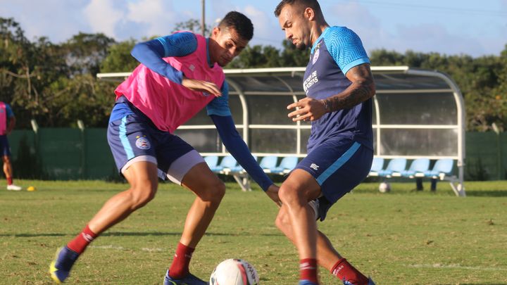 Em campo, atletas realizaram uma atividade de 3x3 com participação dos goleiros