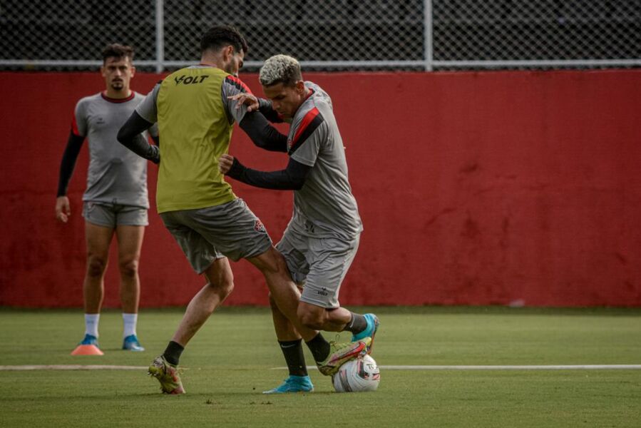 Coletivo contou com a presença de Léo Gomes, Eduardo e Rodrigão