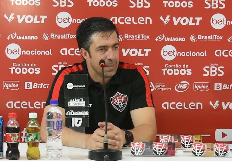 Vitória alcança 23 pontos, mas pode ver pelotão do G-8 se distanciar