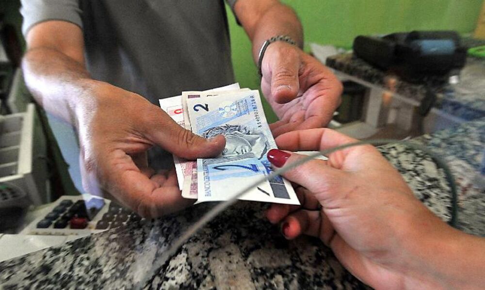 Aumento de inadiplentes é menor que a média registrada em outros meses